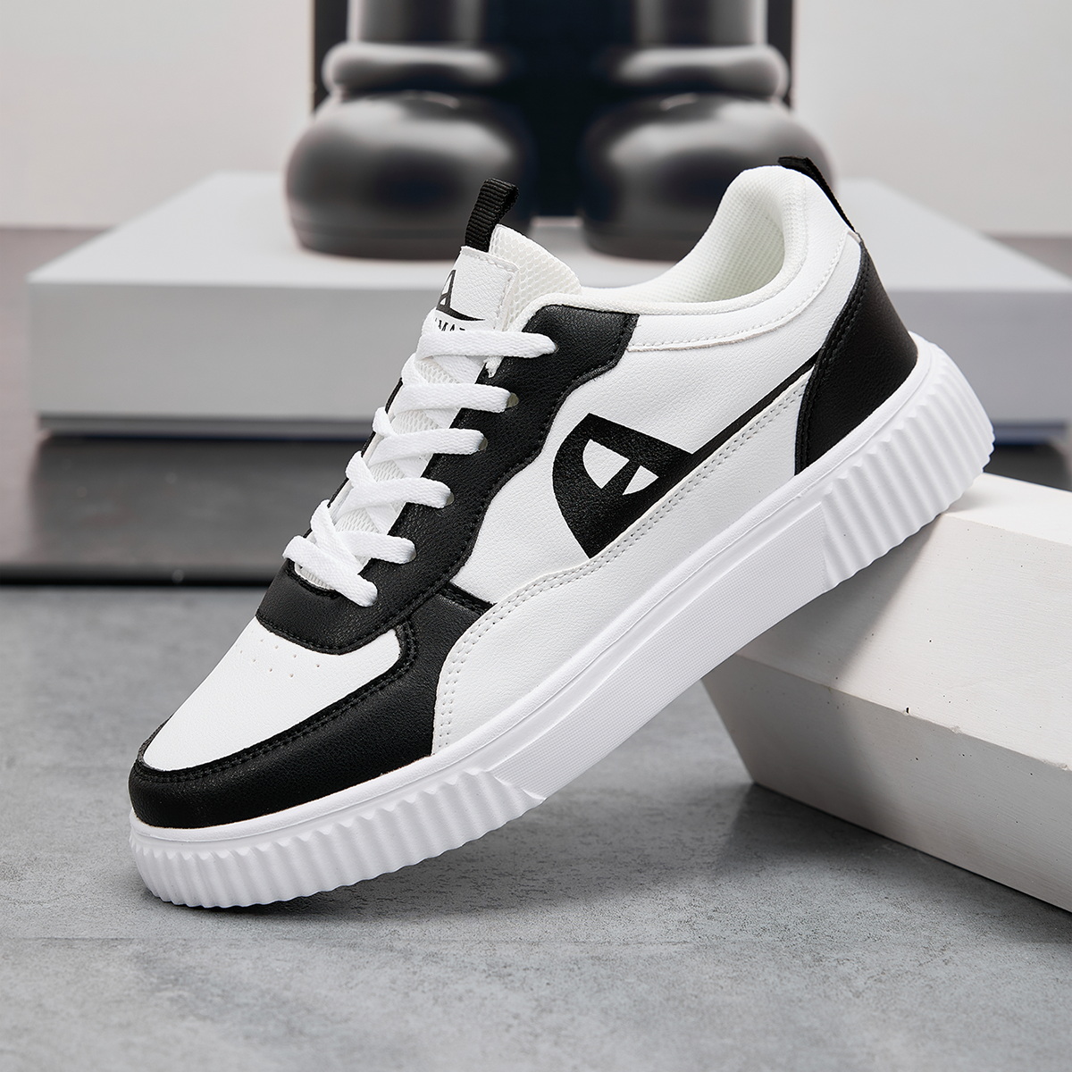 รองเท้าผู้หญิงรองเท้าสเก็ตบอร์ - Running Shoes Women บทวิจารณ์และราคา